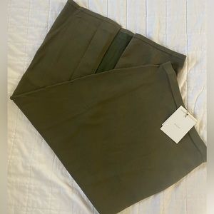 DISSH Carrie MIDI Skirt